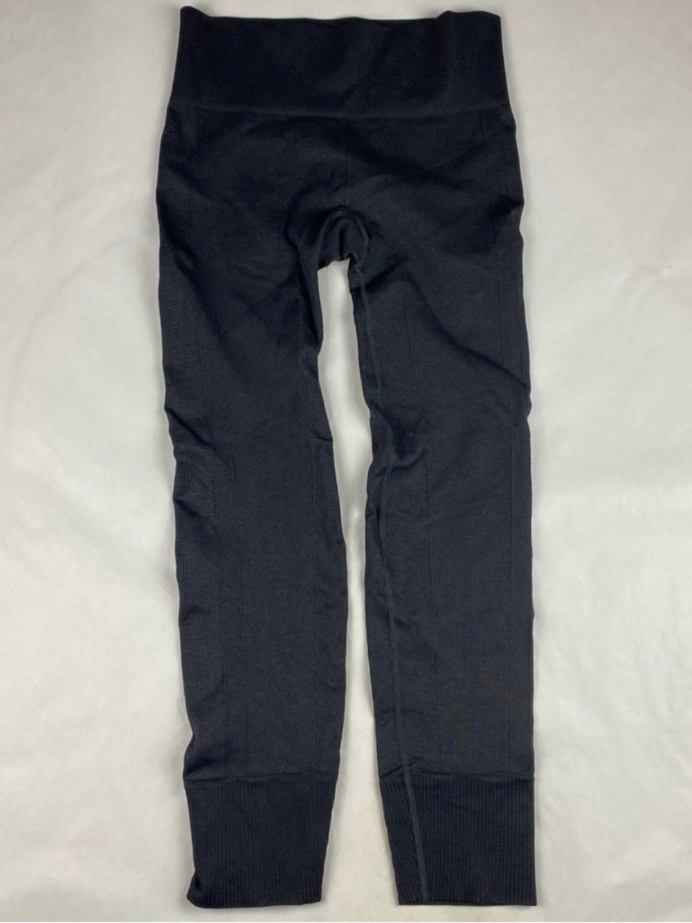 Lululemon Leggings Women's Size 6* Ebb to Street Seamless Ribbed Cuff Gray